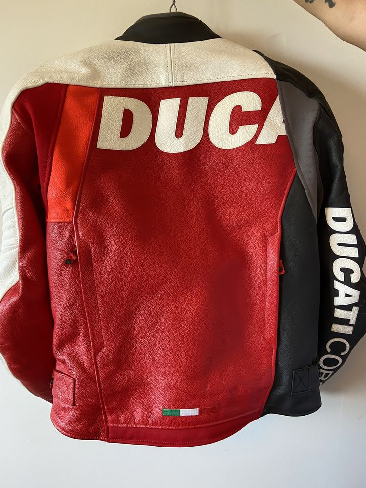 Casaco Ducati Corse