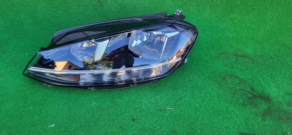Lampa lewa przednia VW Golf VII Lift