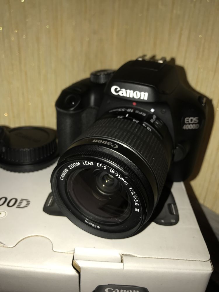 Новий Canon 4000d + Об’єктив Kit EF-S 18-55 III