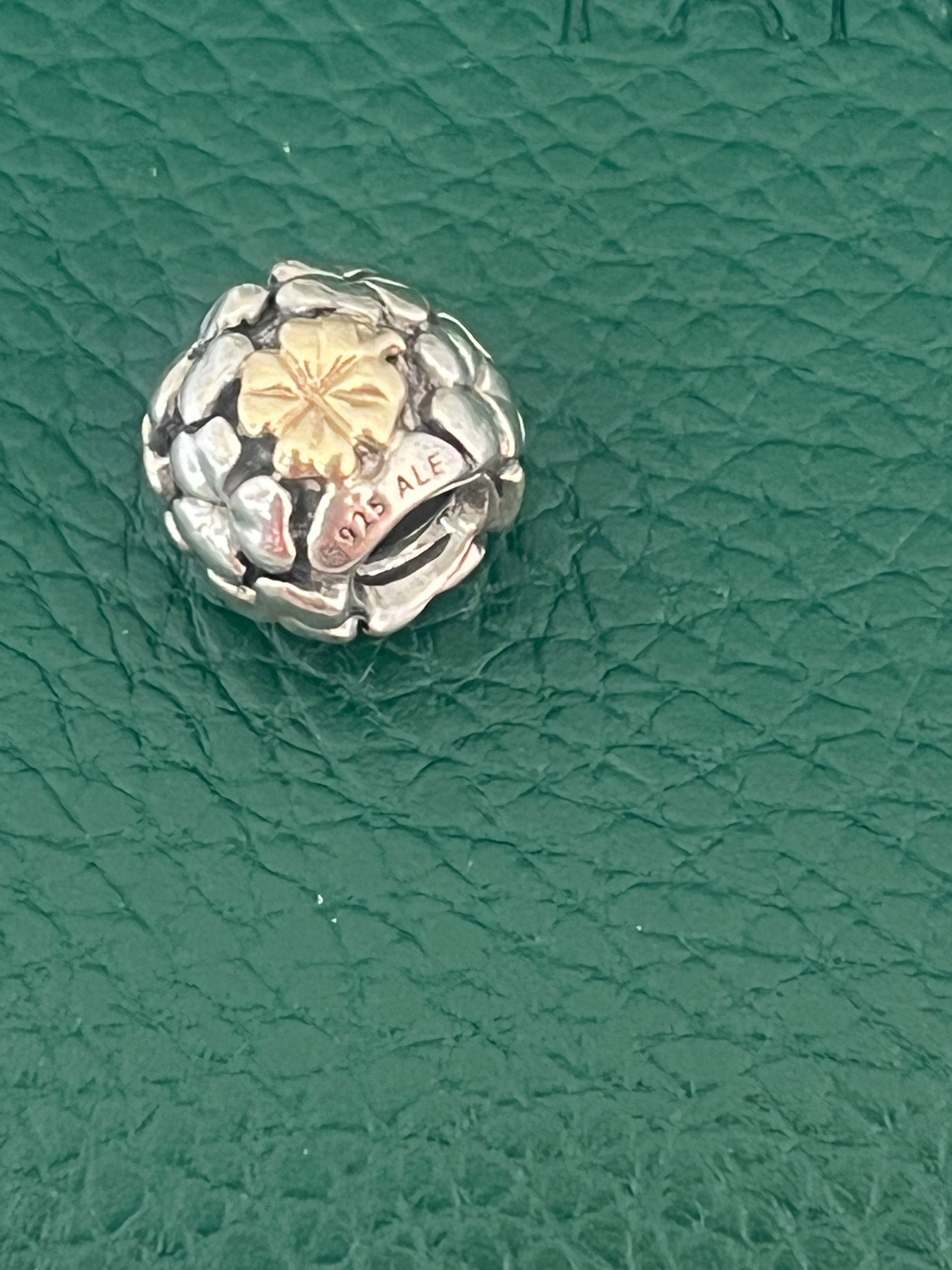 Charms Pandora TT koniczynka