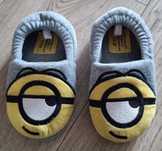 Kapcie dziecięce Minionki rozmiar 27/28 stan bardzo dobry