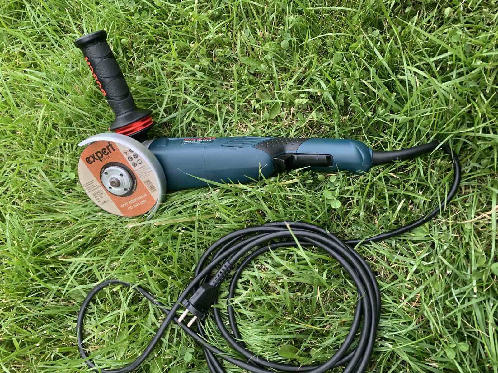 Болгарка  Bosch GWS 15-125 CITH