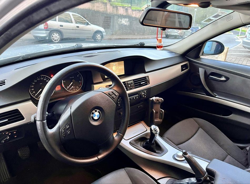 BMW 320D Touring 163CV 2006