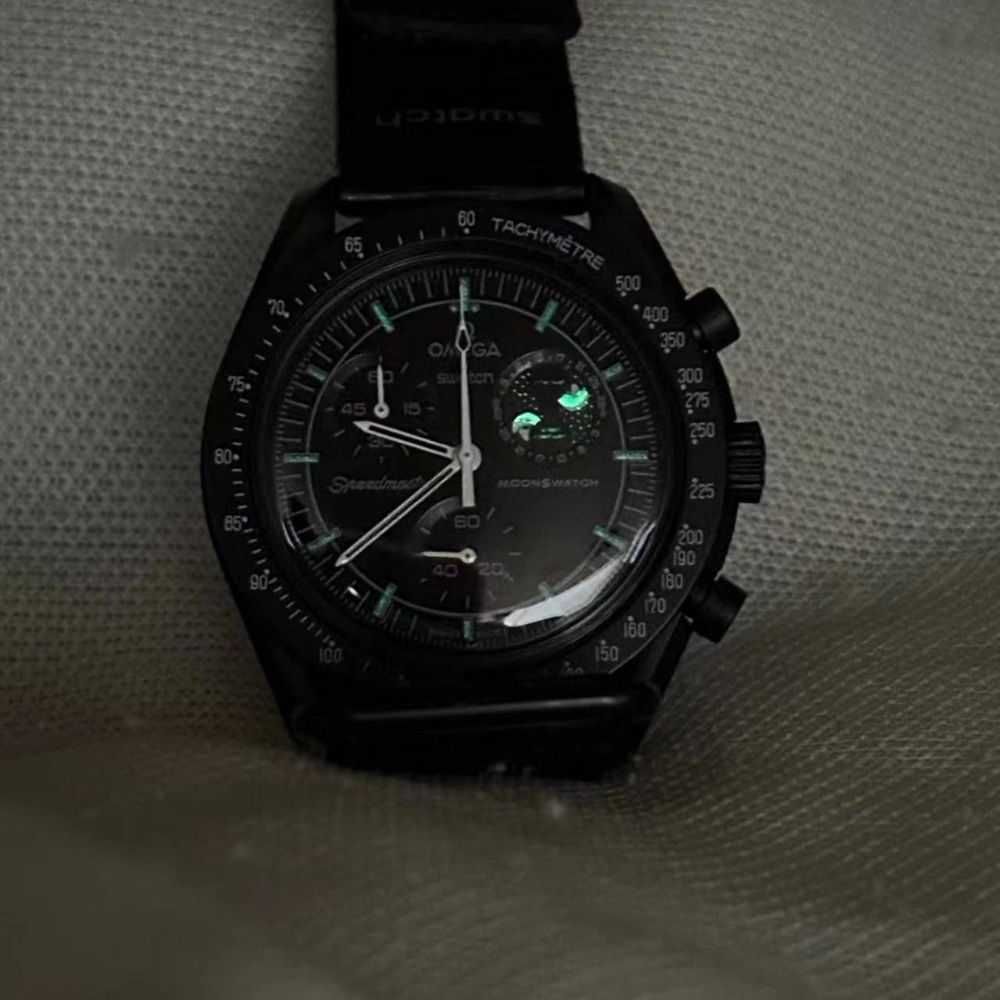 Omega x Swatch Snoopy SO33B700 - Limitowana Edycja Księżycowej Fazy