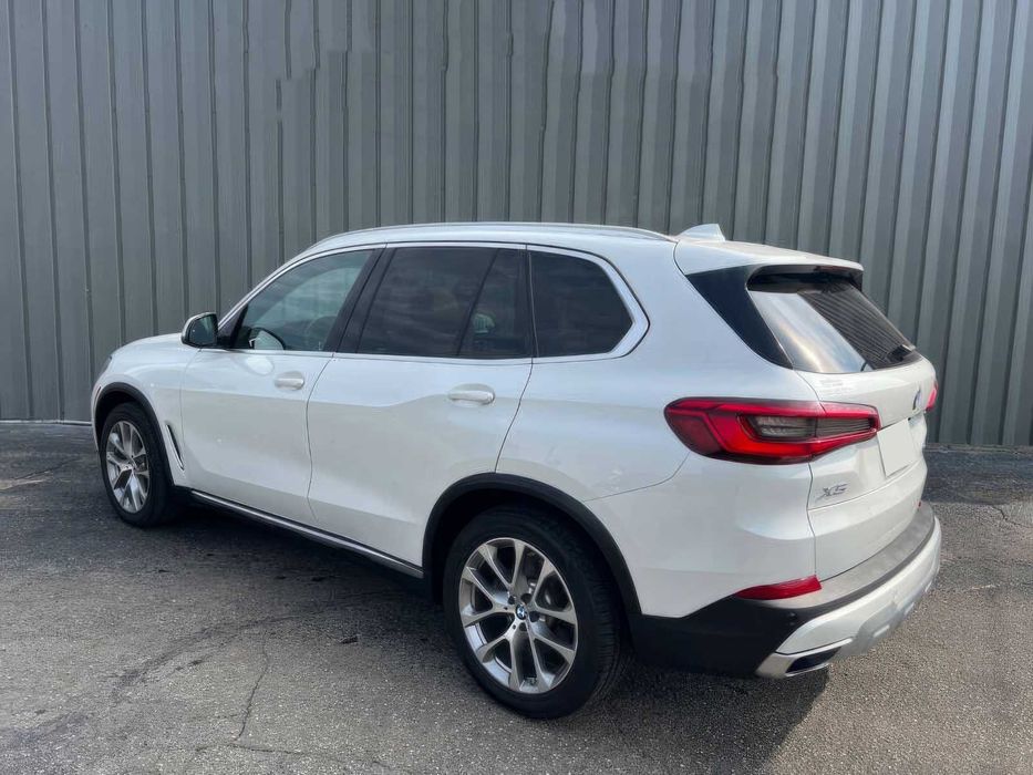 BMW X5 xDrive40i      2020