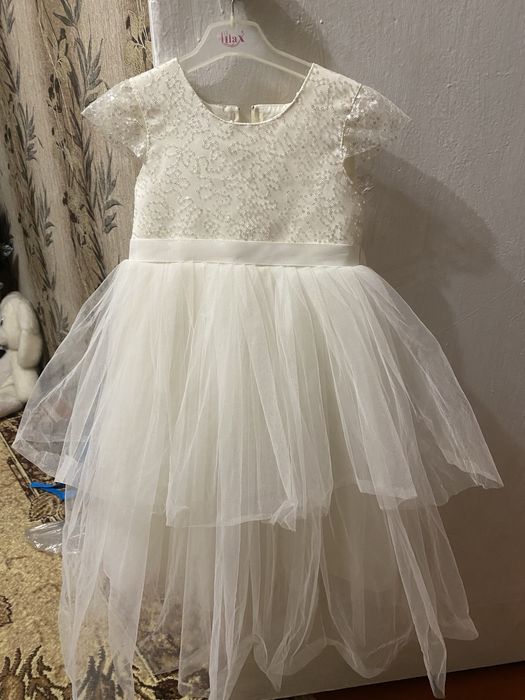 Сукня святкова, новорічна сукня, сніжинки