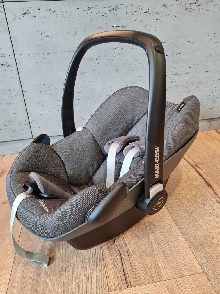Fotelik Maxi cosi pebble plus i-size do bazy isofix