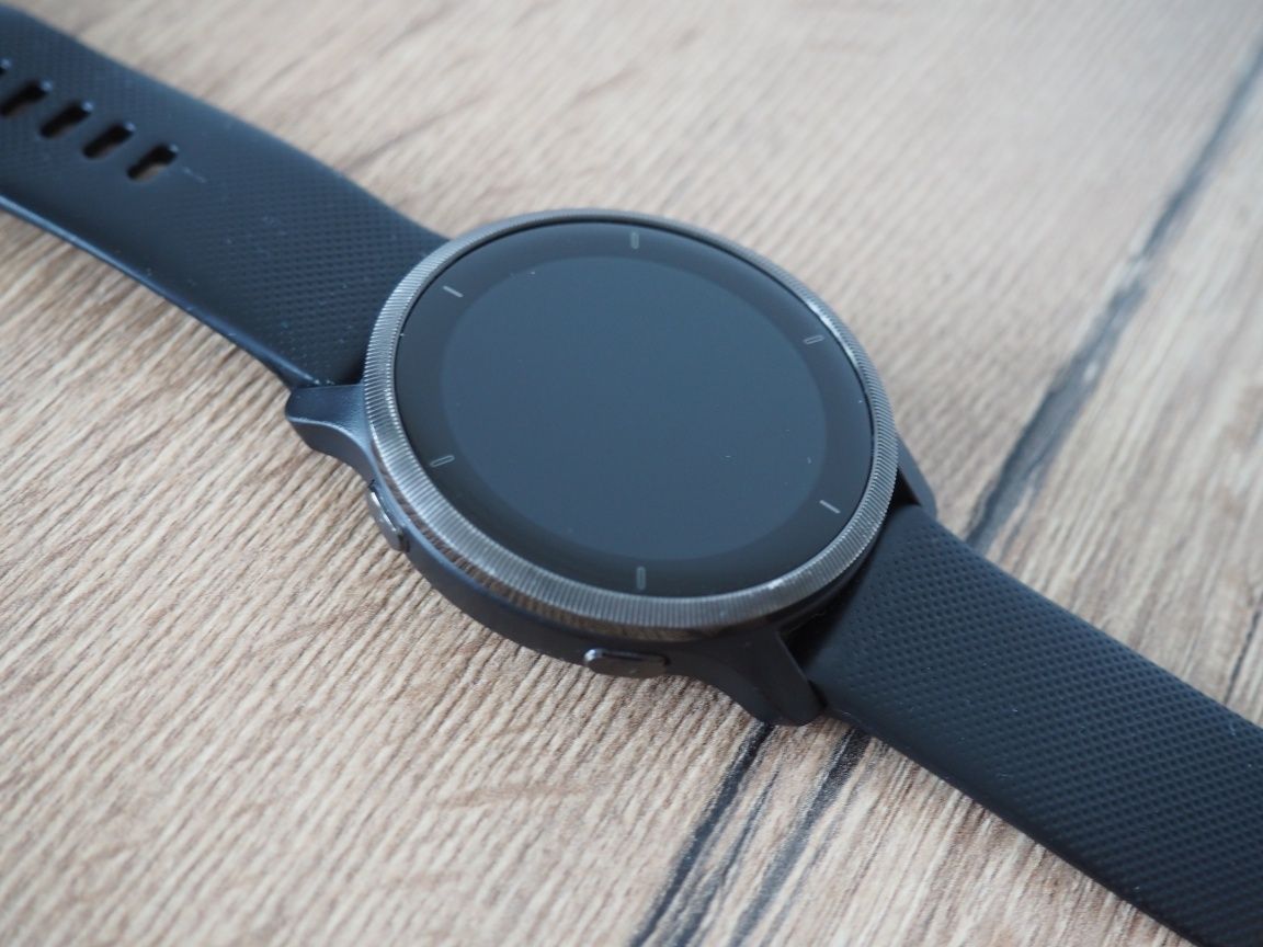 Garmin Venu 2, ekran bez zarysowań