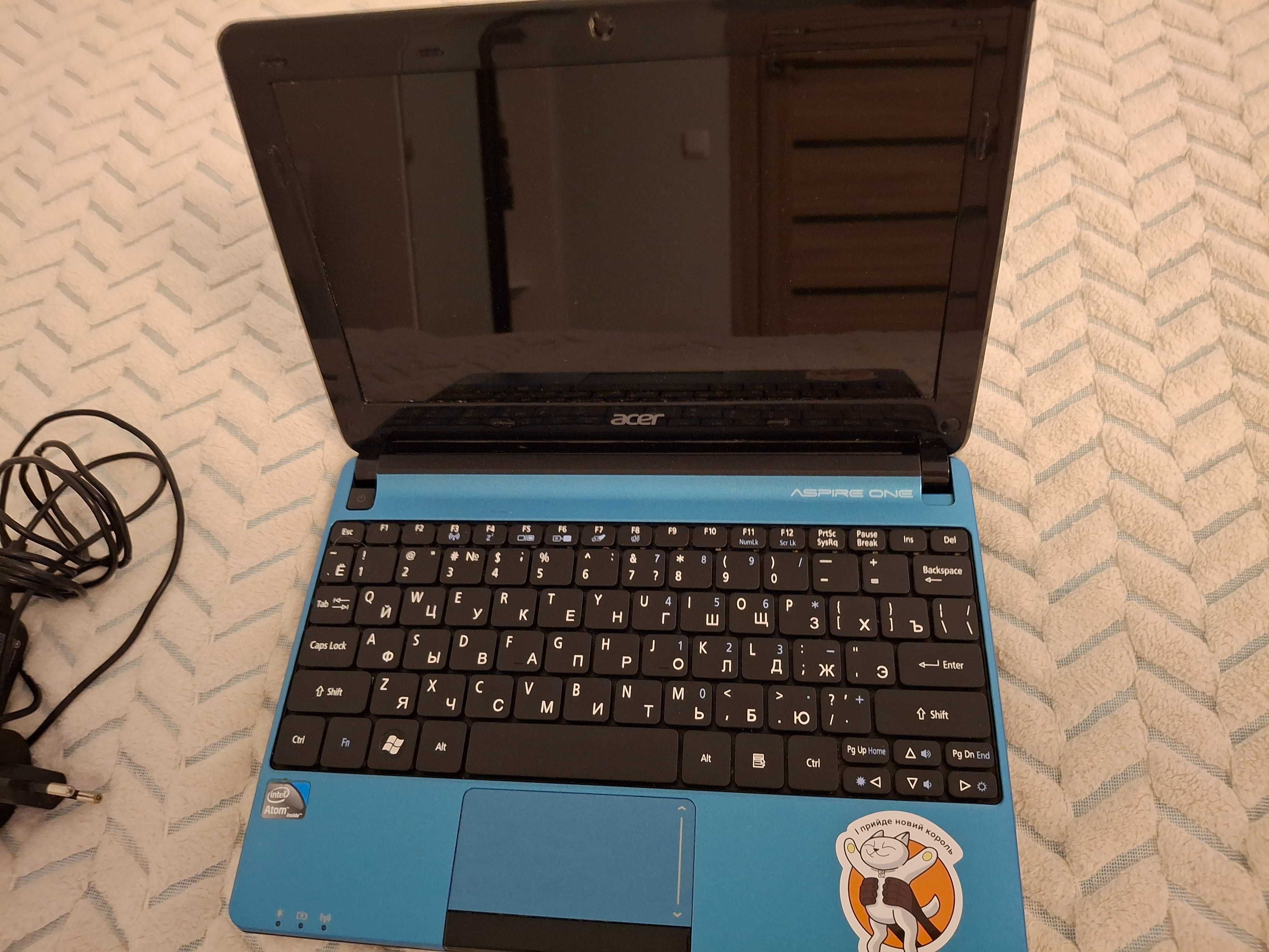 Нетбук Acer Aspire One D255