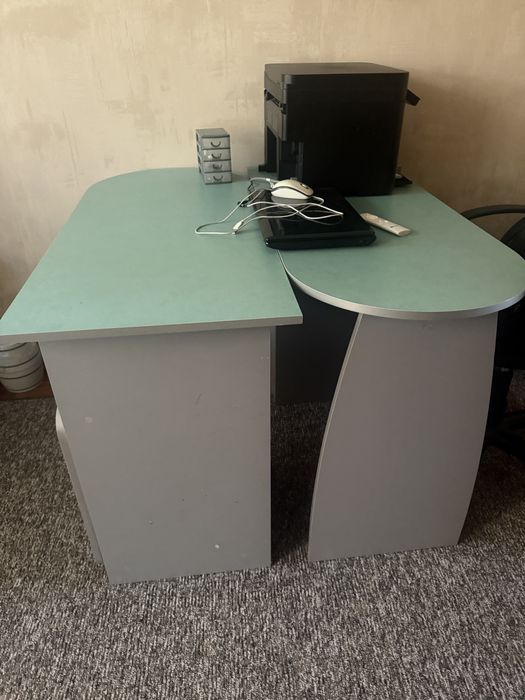 Стіл офісний, парта дитяча, стіл, парта