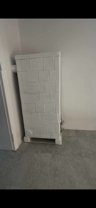 Piec kaflowy nieużywany