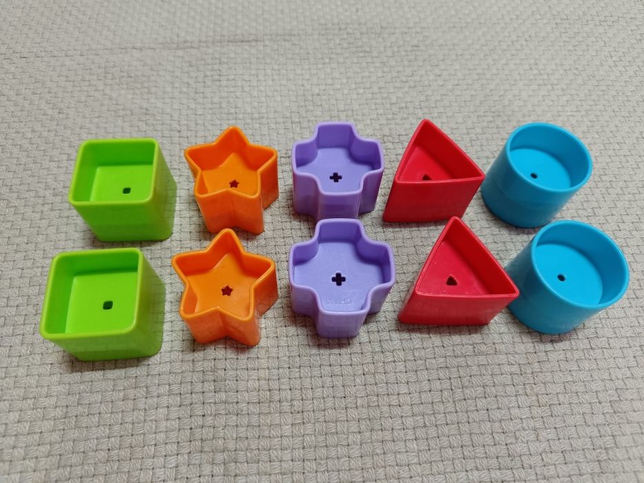 3 Conjuntos de Blocos Infantis de Formas e Cores Diferentes