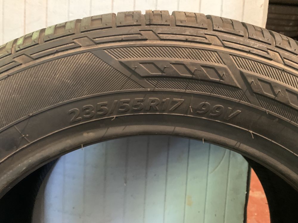 Покрышка Hankook 235/55/17