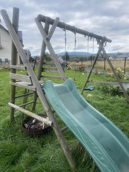 Plac zabaw Hustawka i zjezdzalnia