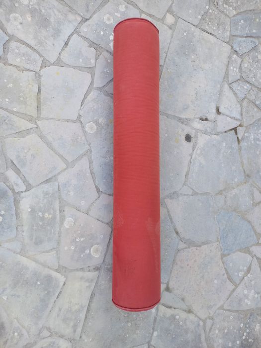 Rolo almofadado para cama ou sofá