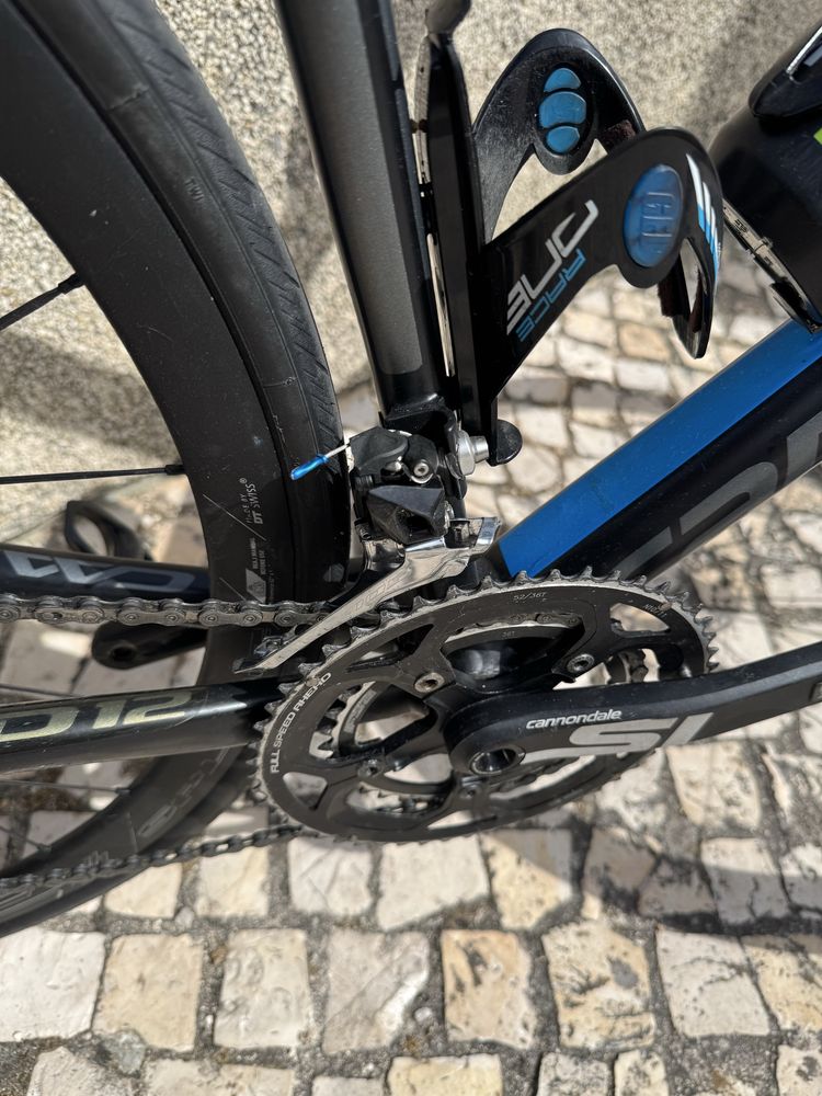 Bicicleta estrada Cannondale CAAD 12