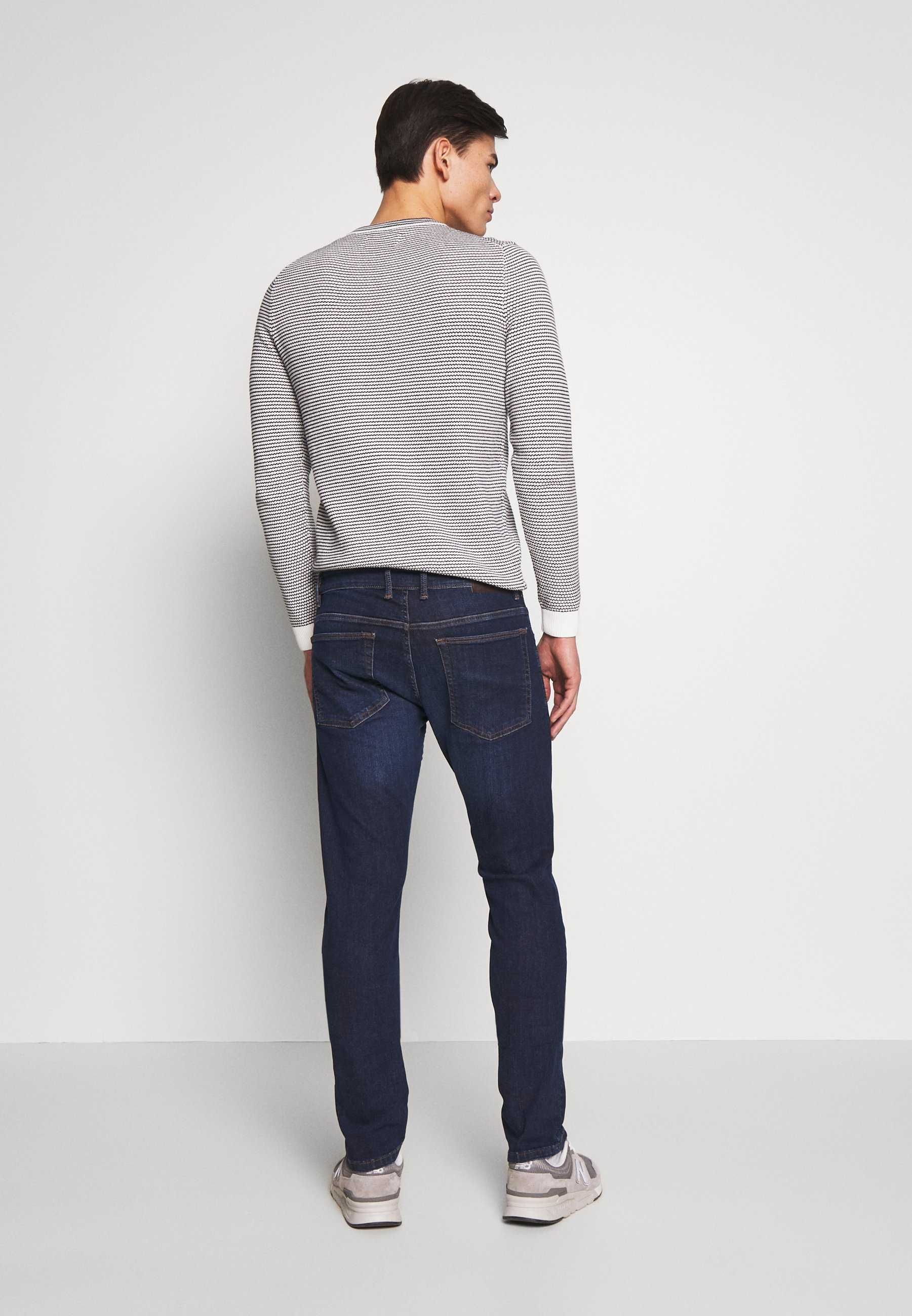 QS by s.Oliver Jeansy Slim Fit dark-blue denim spodnie jeansowe dżinsy