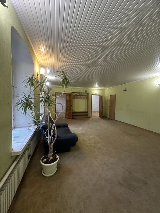 Здам приміщення 73 кв.м., 1 поверх, Центр, вул. Кооперативна