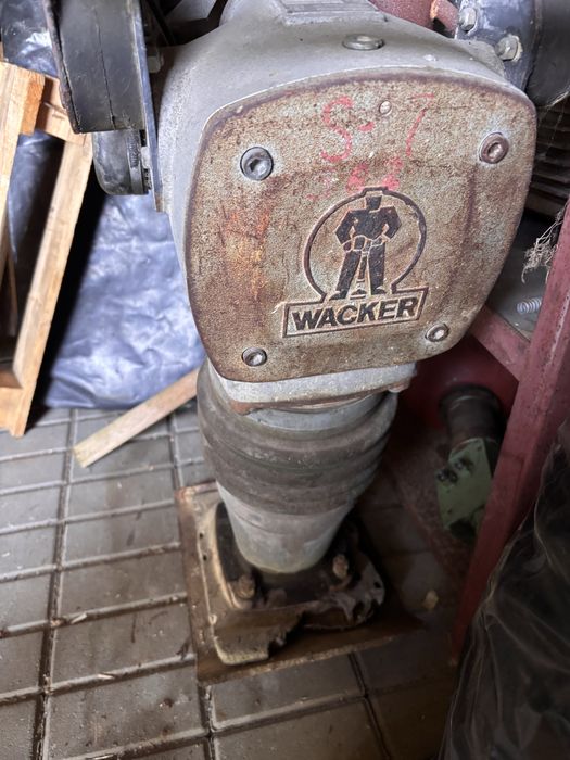 Skoczek stopa budowlana wacker BS62-y
