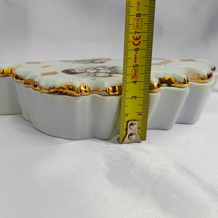 "Наполеон і Жозефіна" порцелянова скринька