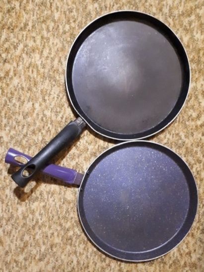 Сковорода блинная и для жарки,тушения. Турция.