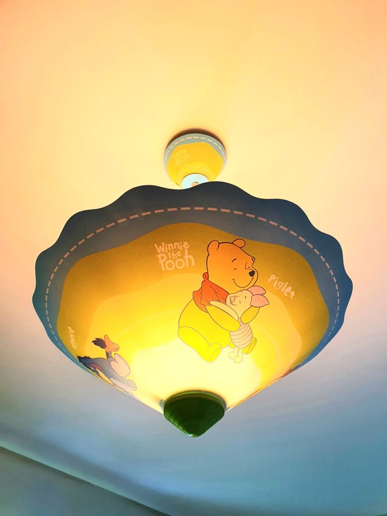 Novo Candeeiro de tecto de criança- Disney colecção Winnie the Poo.