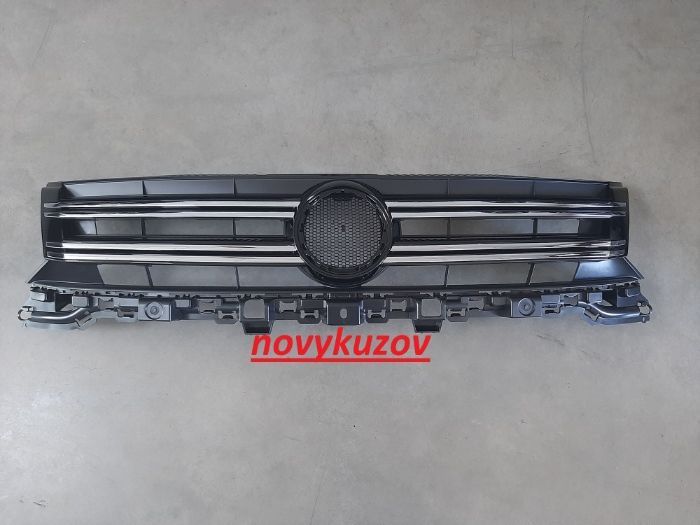 Решетка радиатора Volkswagen Tiguan тигуан 11-16 EUR / 11-18 USA