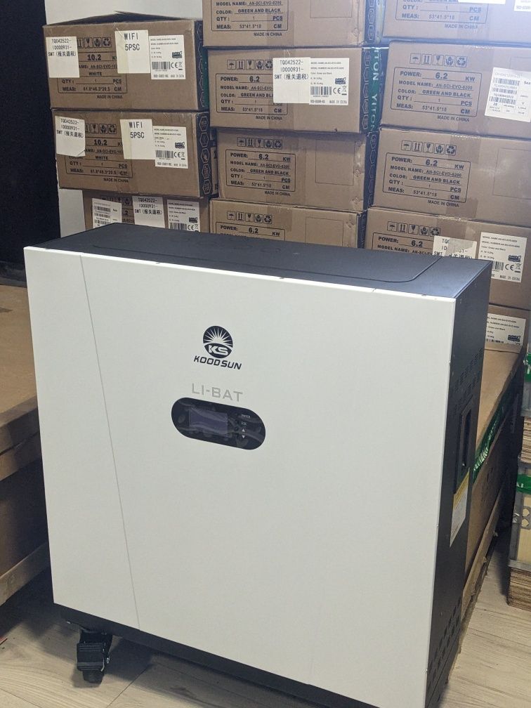 Продаємо оригінальні гібридні інвертори Anern 4.2 KW