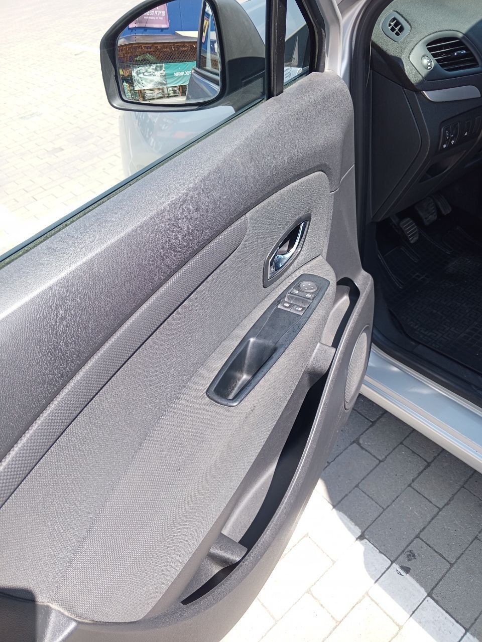 Renault scenic 2012