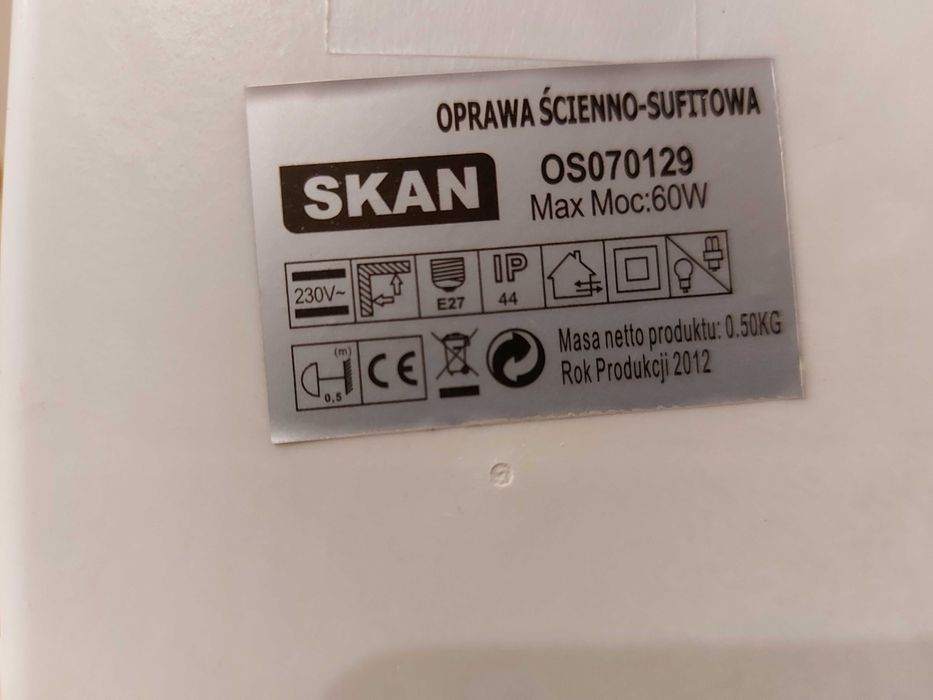 Oprawa ścienno-sufitowa