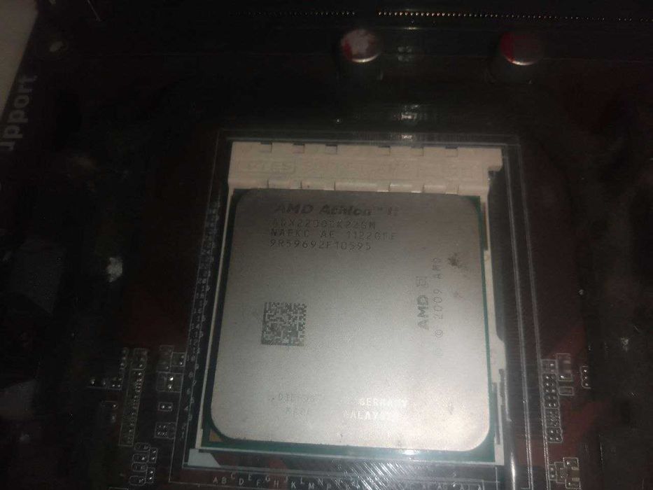 Материнськая плата Asus M4A77TD (AM3, AMD 770, PCI-Ex16)+atlon ADX2200