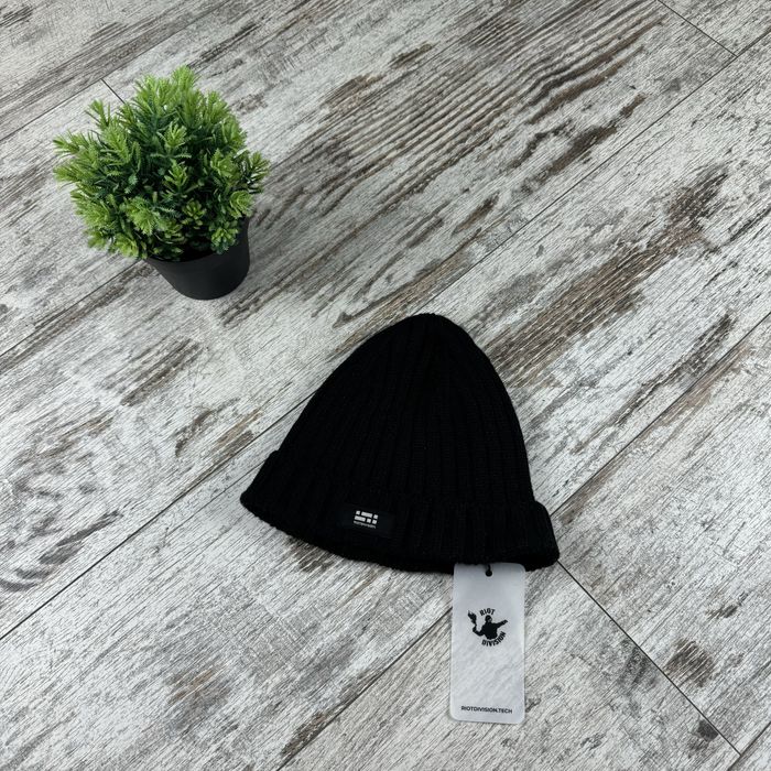 шапка riot division RD-MRNBHMCL Black