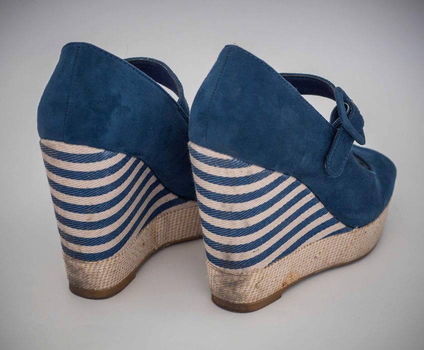 sandały sandałki niebieskie marynarskie na koturnie Jennifer rozm. 35