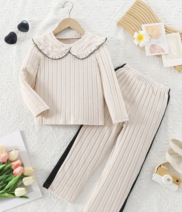 Костюм для дівчинки 8 років