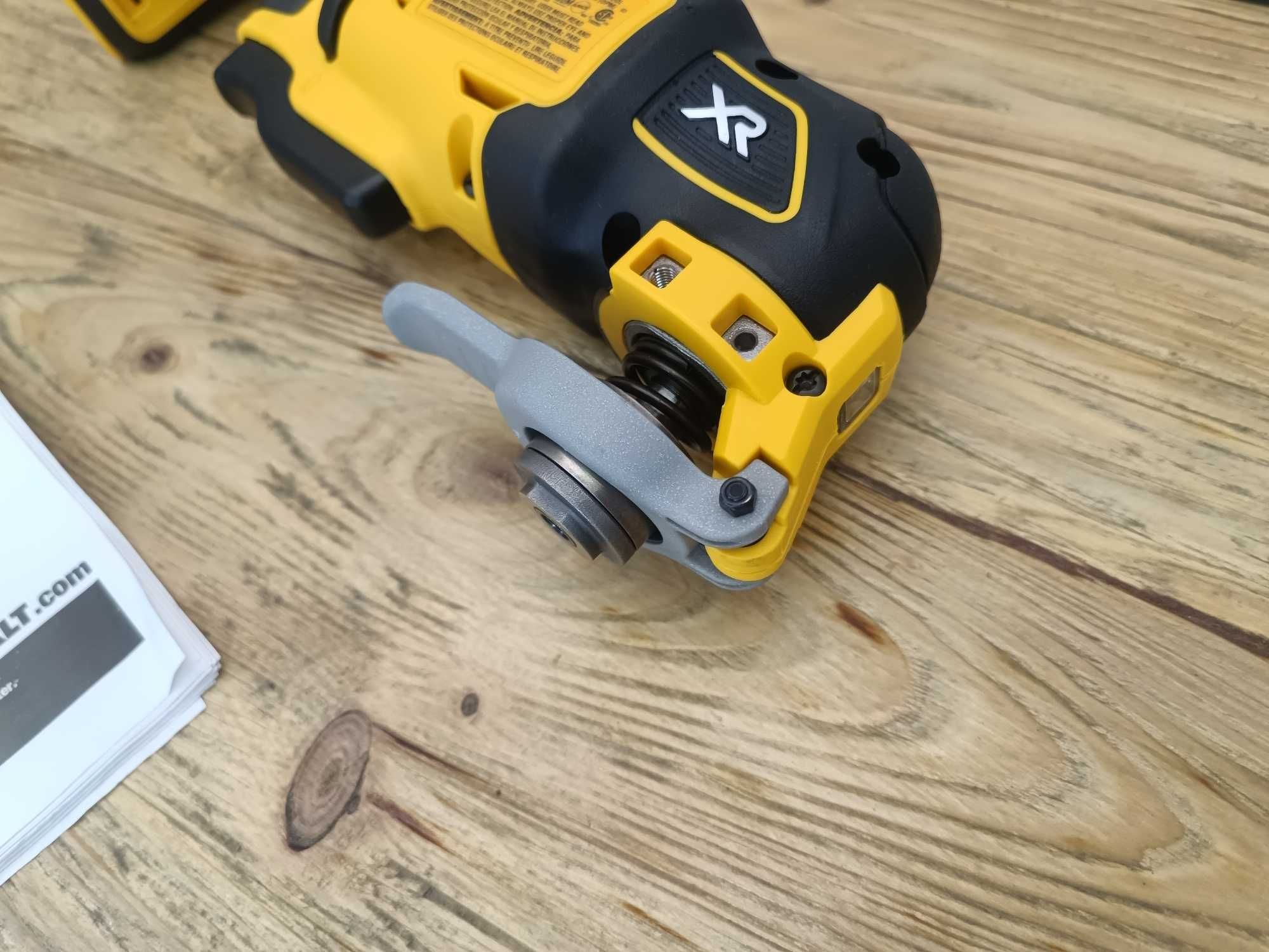 Бесщіточний мультитул реноватор DeWalt DCS356 MADE IN MEXICO