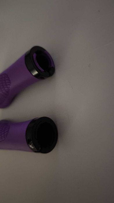 Gripy,uchwyty,rączki NN-PUR,kpl.L+P,1xALU,guma,133-22,hulajnoga,rower