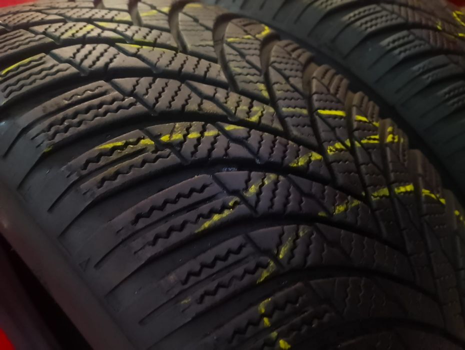 Opony 215/60/17 firestone