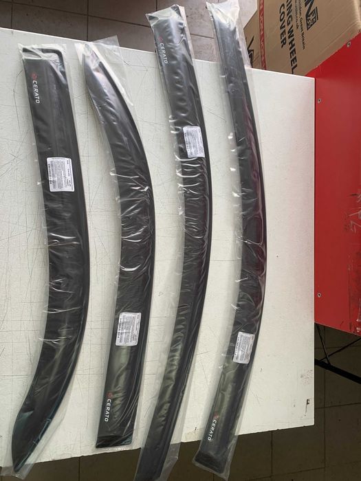 Ветровики, дефлекторы окон KIA Cerato седан 2003-2009