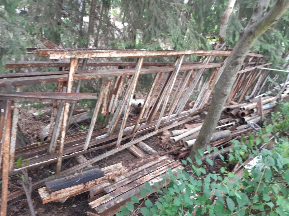 Teowniki , katowniki ,rury, drut.