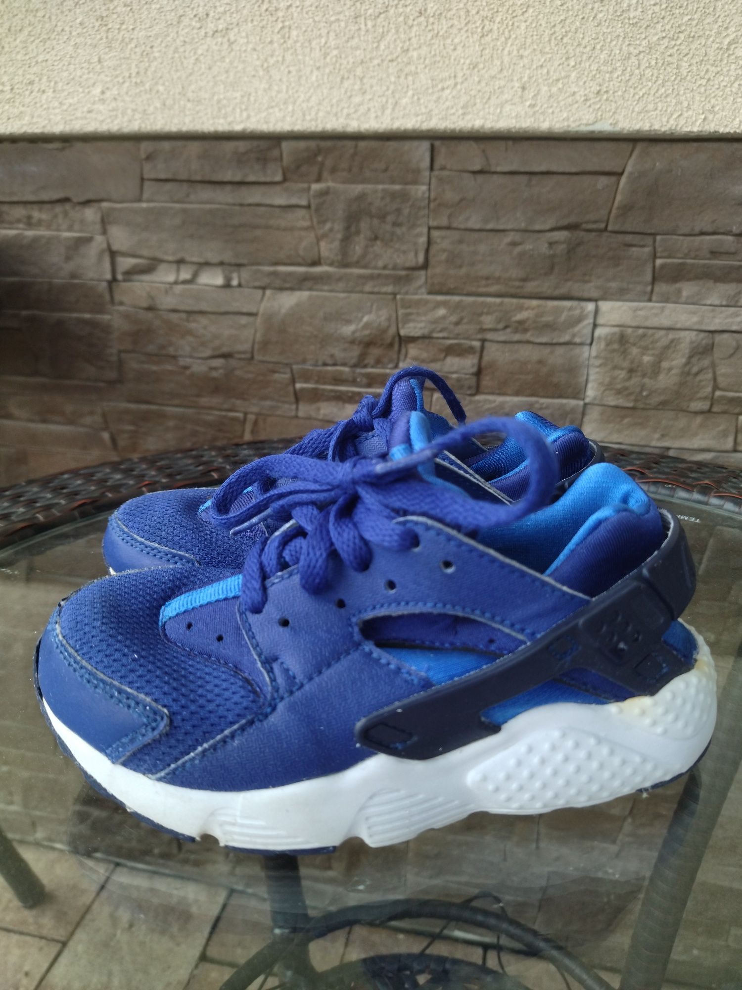 Nike Huarache 27, 5