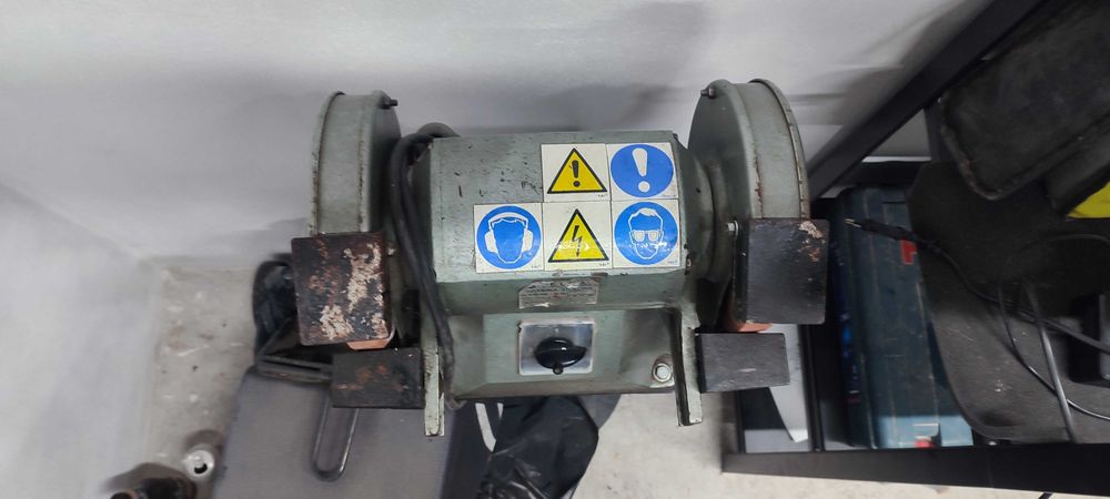 Szlifierka stołowa elna