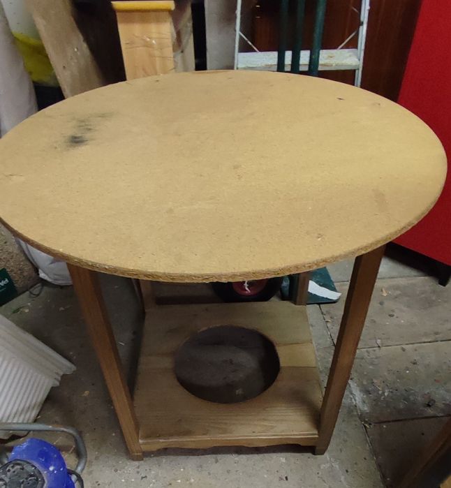 Mesa redonda (camilha)