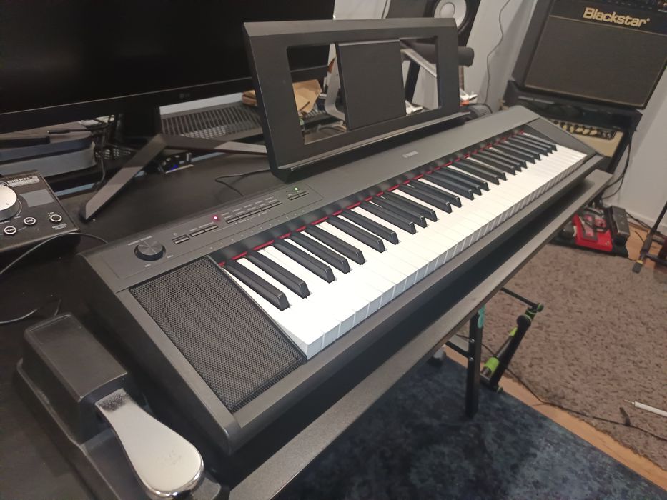 Yamaha Piaggero NP-12 - Piano Digital Completo (oferta pedal sustain)