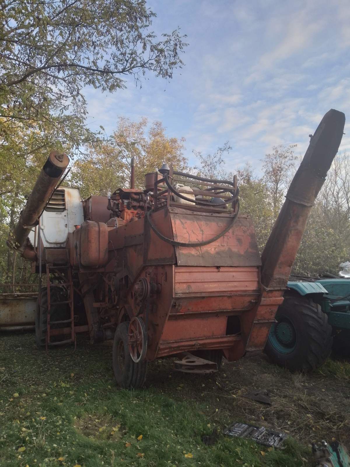 Продам комбайн Нива