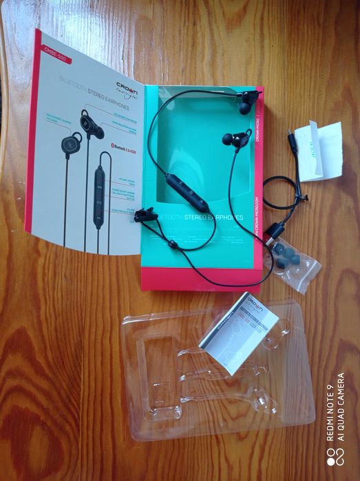 Наушники к телефону.