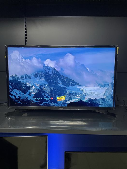 32ʼ Samsung UE32T5300. Новий.