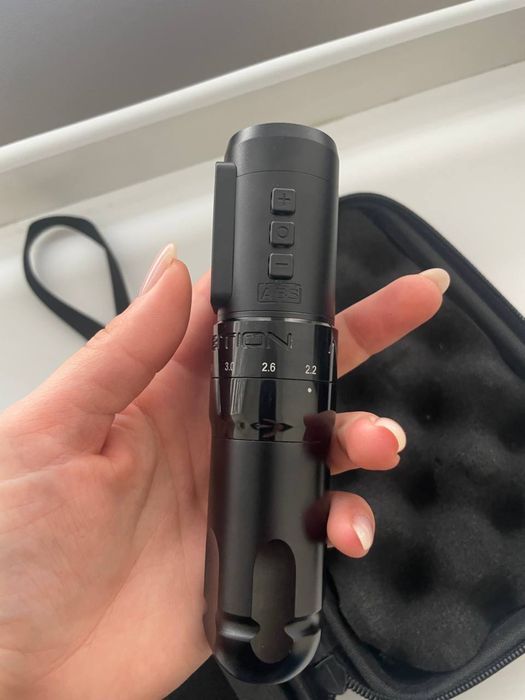 Тату машинка бездротова