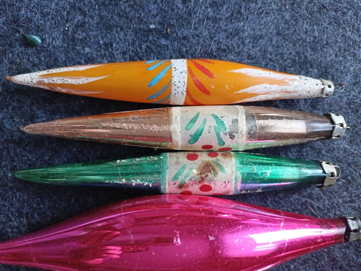 Bombki choinkowe z czasów PRL-u.