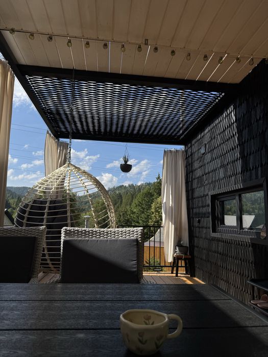 Оренда сучасного будинку/котеджу в Карпатах з ЧАНОМ . 2+2. с.Микуличин