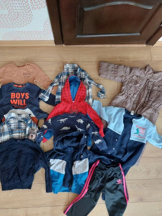 Продам пакет речей на хлопчика